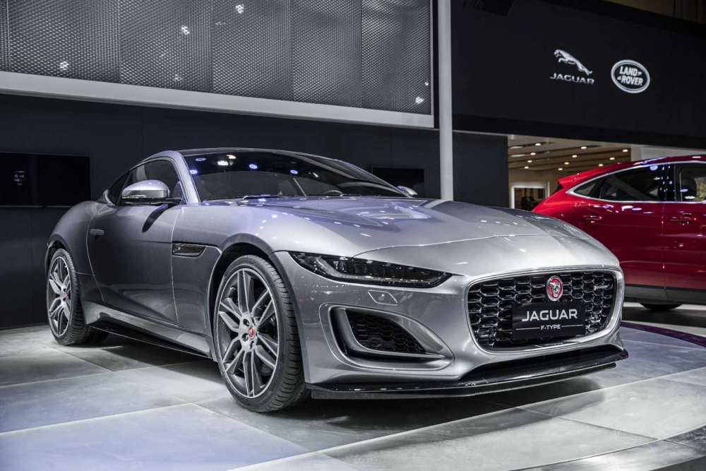 全新路虎卫士110领衔捷豹路虎品牌多款重磅车型亮相2020青岛国际车展