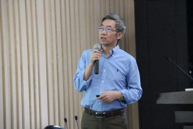 以为叫做唐世平的复旦大学历史系教授对这一问题曾写过文章回应,他