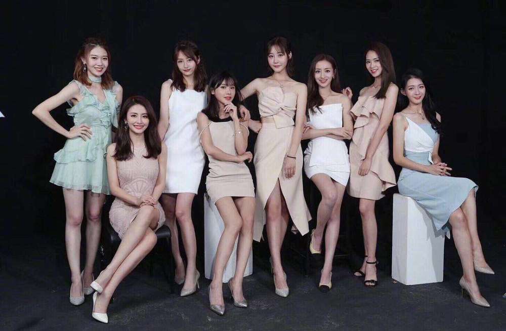 体育女主播编年史2000-03:乘风破浪的硬核专业姐姐们_腾讯新闻