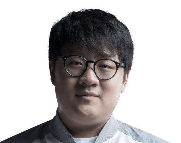 【lpl002】kid 小孩游神,老ig双子星之一,于2018年3月9日退役.