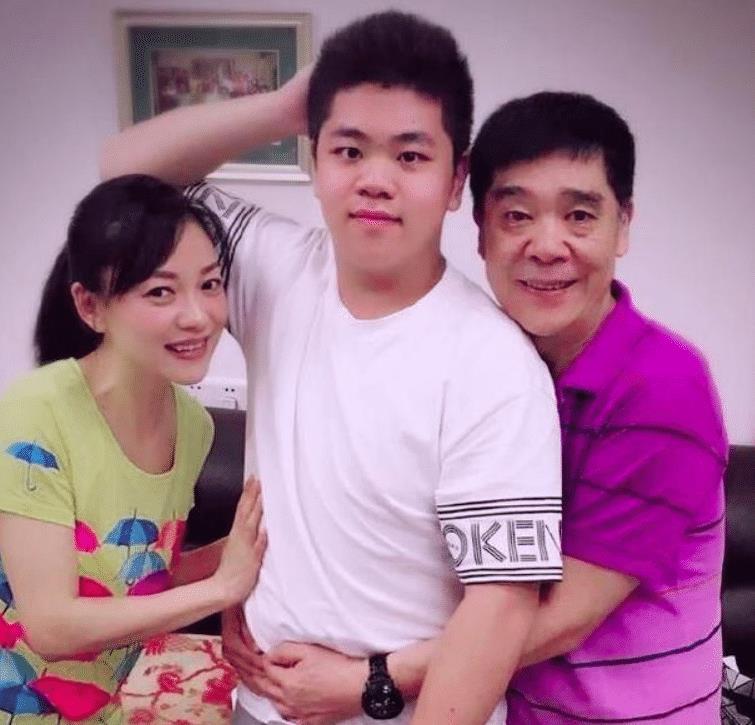 当时也算是她比较早期的作品,只是后期就由钱莹诠释了.