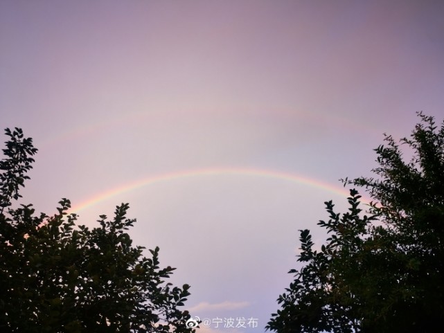 转发双彩虹,有好运哦