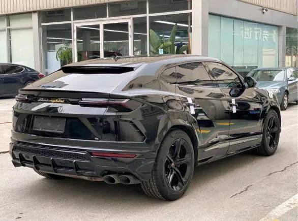 兰博基尼urus高清街拍