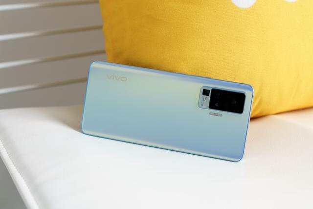 美图来一波爱上vivox50pro爱上夏天液氧配色活力满满