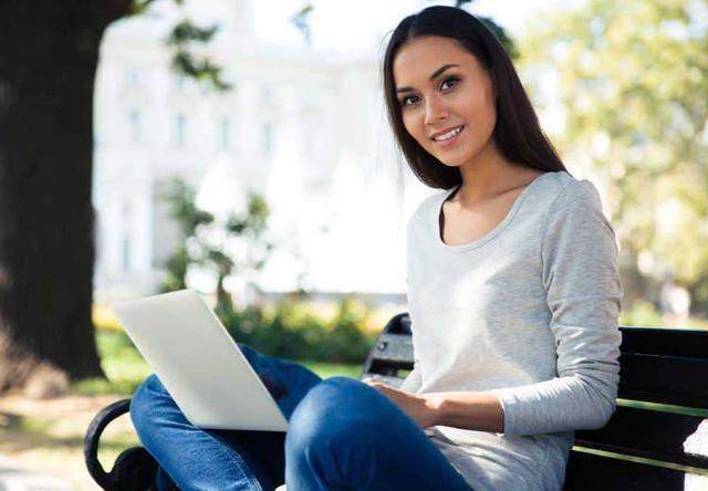 我为什么会想到和大家讨论面部表情这个问题,这还得从我在生活中的