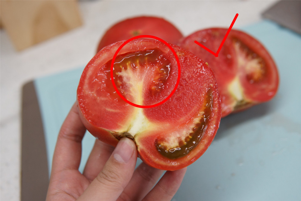 使用催熟剂的西红柿怎么辨认?有这4个特征,远离激素番茄