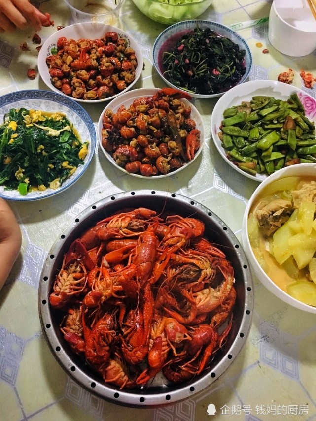 朋友圈晒端午家宴,家家都丰盛隆重,最后1家真是有实力的吃货
