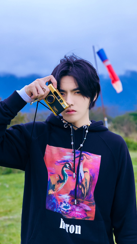 吴亦凡|吴亦凡左右手都能写字 吃饭 打篮球，惯用左右手真的很李舒白