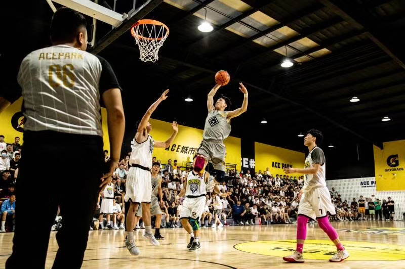 c.s.l大满贯得主摘得了扣篮冠军称号兰州newsky余