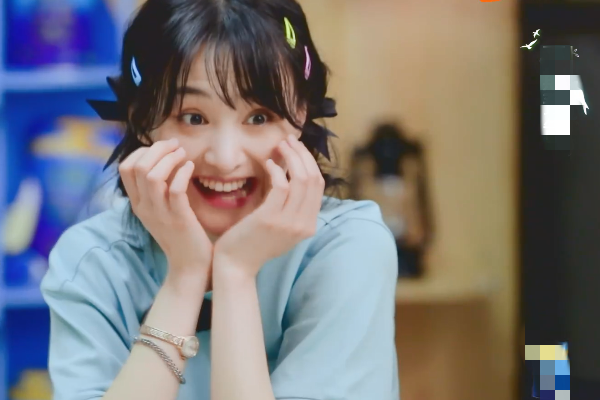 郑爽和张新成缺席节目谭松韵对二人的反应却不同关系远近很显然