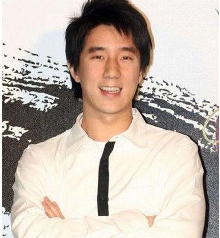 提到何振东想必大家都不陌生,他是在2011年出演电影《那些年我们一起