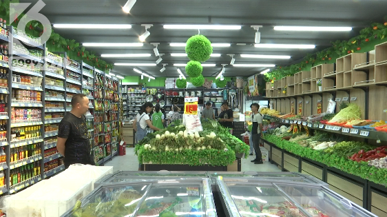 昆明这个小区,说好要整改的违建大棚超市,竟然开业了!