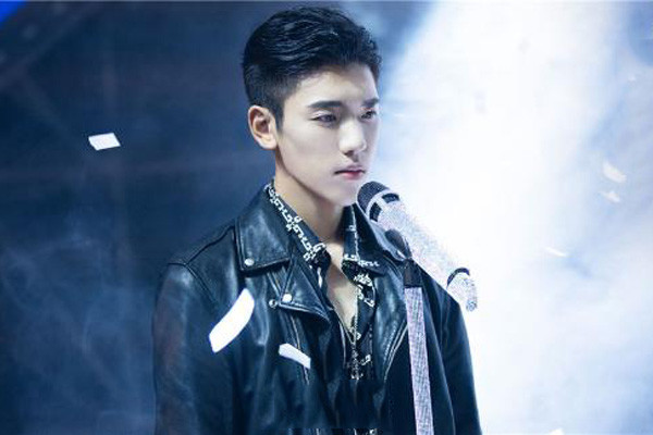 怪你过分美丽:徐陵表白被拒,其实他对莫向晚的感情早已露出端倪!