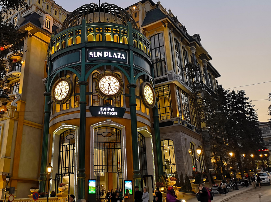 越南海拔最高的城镇,常年云雾缭绕似仙境,中国游客可免费进入?