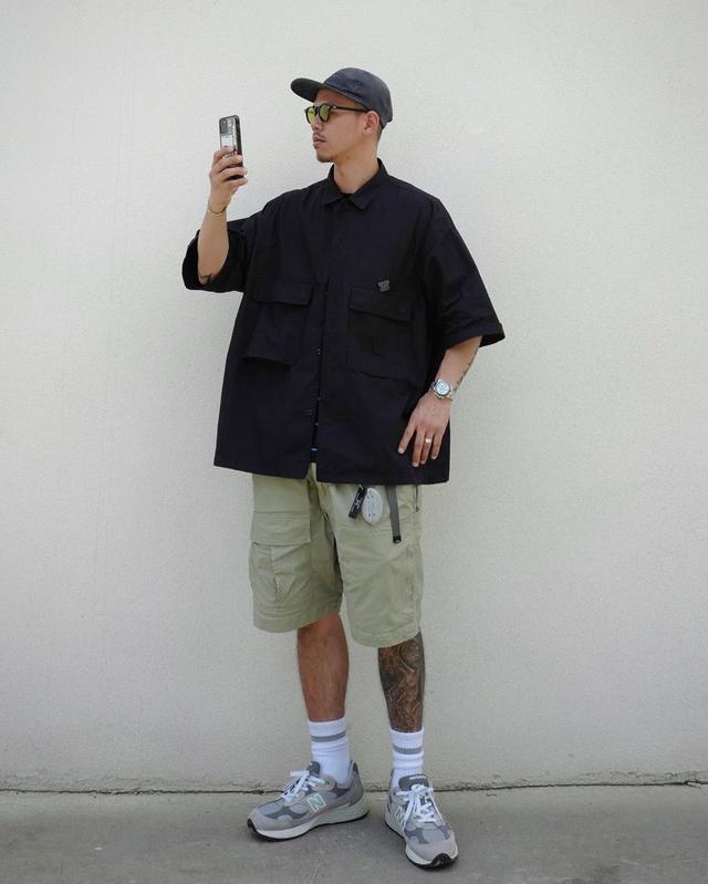 男生oversize穿搭风格火了,今年夏季这样穿,时尚宽松显帅气