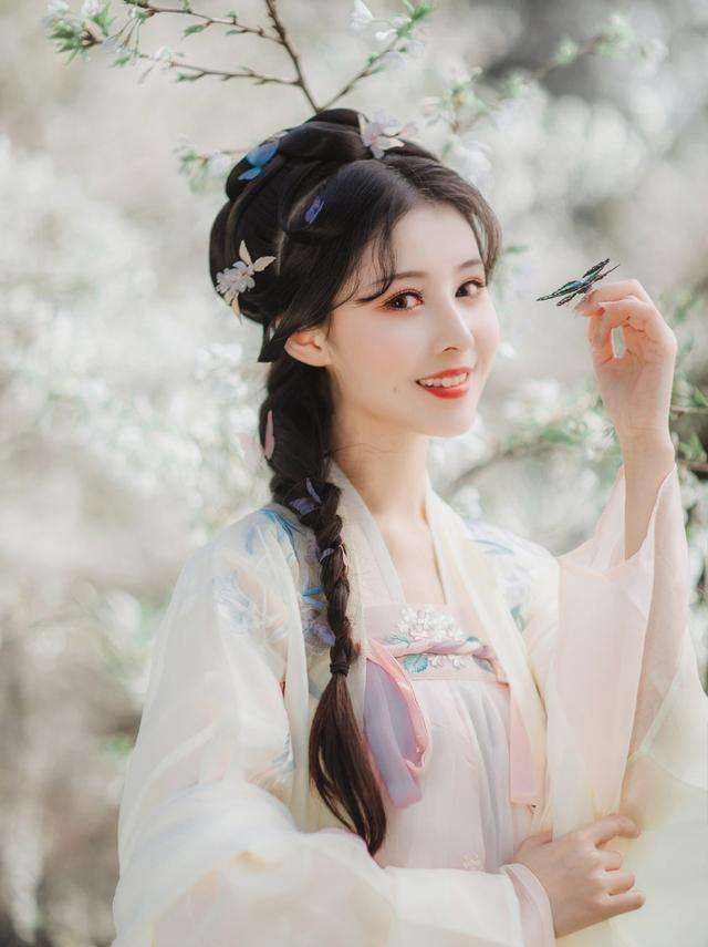 汉服发型——汉服发型教程,如何成为汉服女神_腾讯新闻
