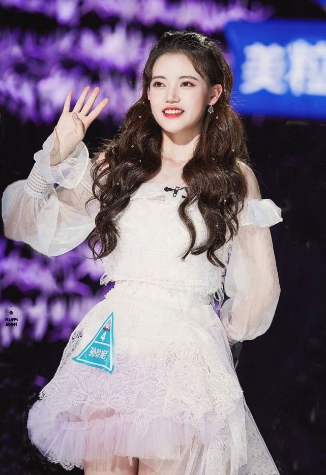 今夏火出圈的女团发型,自己在家就能搞定