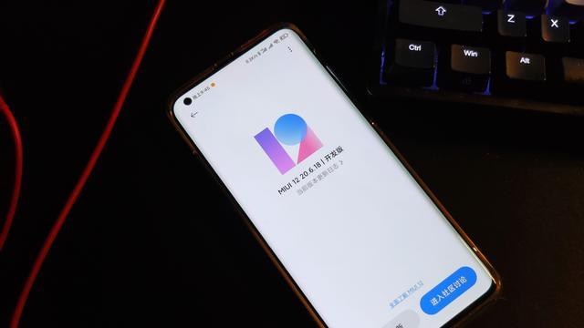 小米10已停更半個月,基於安卓11的miui12即將到來