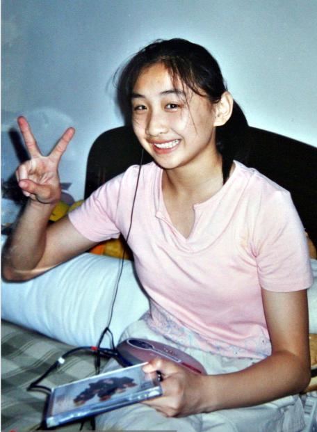 "蹦床公主"何雯娜遭人嘲讽,哽咽:我没对不起网友,却被人身攻击