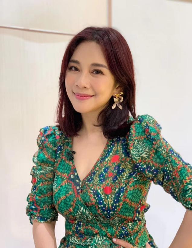 50岁陈松伶30票惨遭淘汰,感性发文:最美的开始