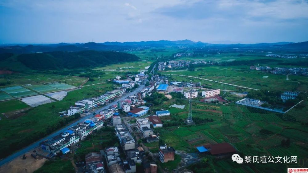 递步村及周边其他地点或单位:鹄山镇递步小学-西北门村级单位:递步村