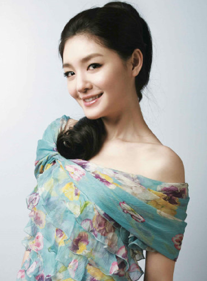 大s近照公开气质大变不如小s已胖到几乎认不出