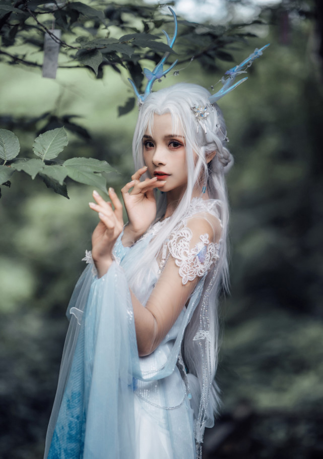 古风角色cos大赏,腐团儿明月心成"白月光",腿长令人羡慕