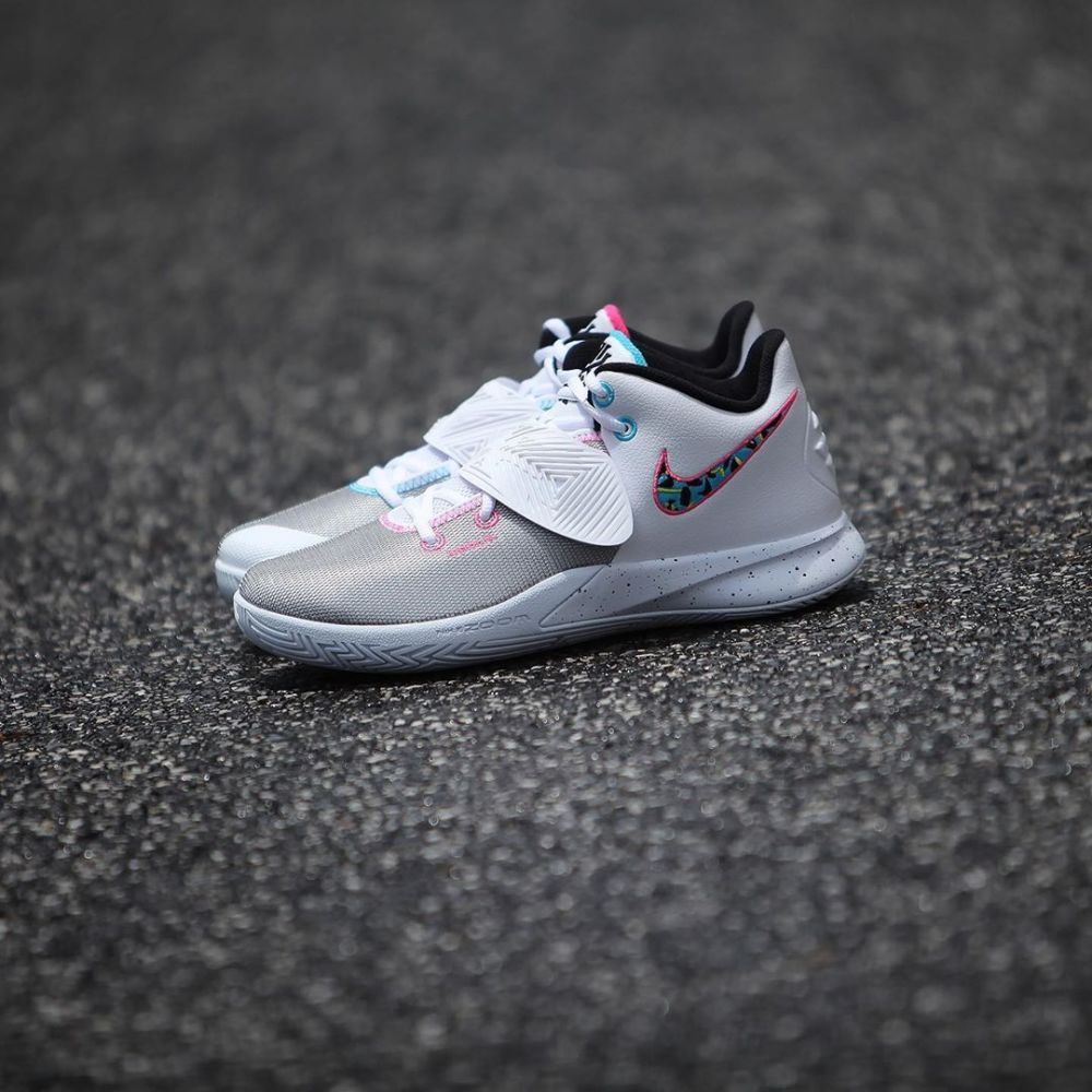 kyrieflytrap3欧文新支线曝光细节如何