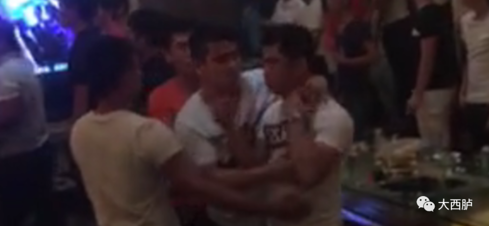 昨天凌晨潮汕一ktv出现打架斗殴,造成…_腾讯新闻