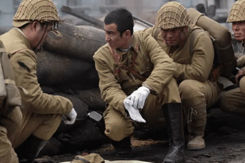 零差评的4部抗日战争剧,《亮剑》无缘摘冠,榜首百看不厌!_腾讯新闻