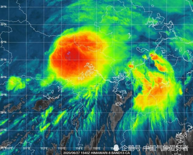 湖北 台风 继续壮大 磅礴云团太空可见 多省还将有大风大雨