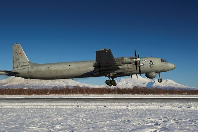 這次美國空軍執行的是對俄羅斯海軍航空兵的伊爾-38反潛機的攔截卸