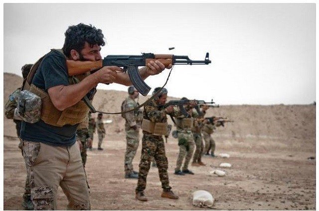 叙利亚雇佣兵工资很高吗每月10000但折合成人民币你就懂了