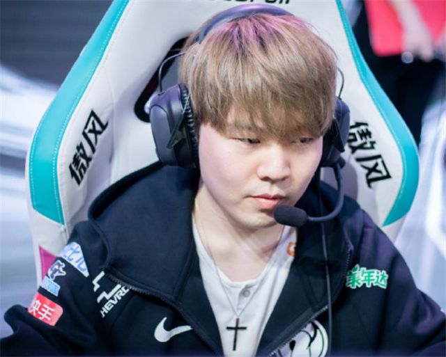 IG状态回归，rookie是如何保持巅峰状态的？