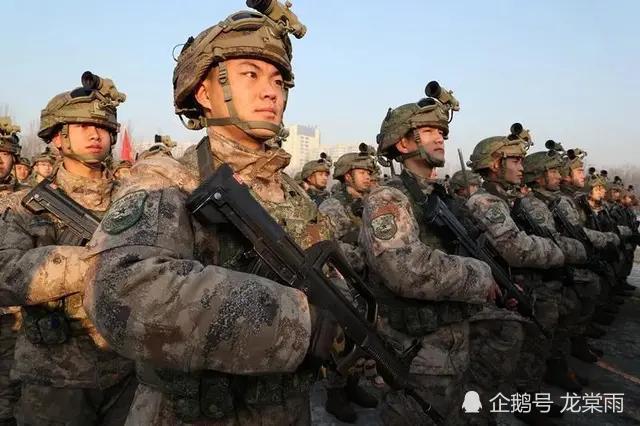 快讯解放军最新装备星空迷彩服亮相海外基地