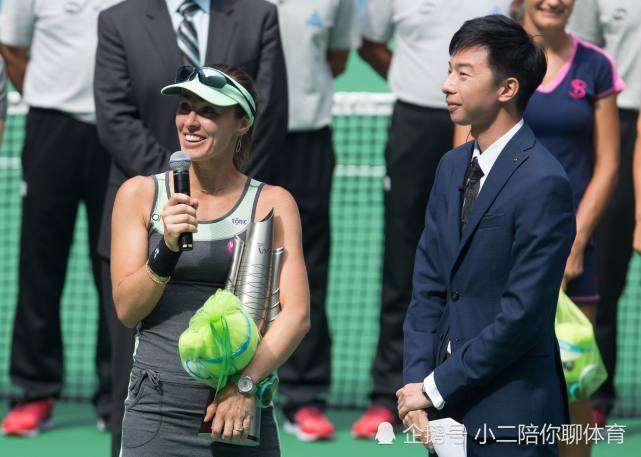 网球公主今何在40岁辛吉斯事业有成但婚姻坎坷曾暴打丈夫