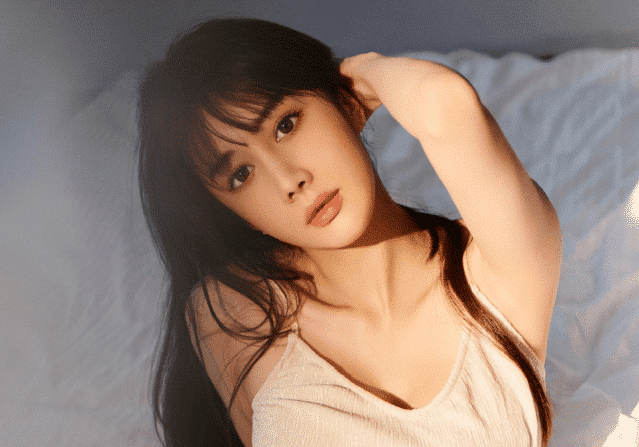 跟错导演被打回18线,如今混成抖音网红,网友:一手好牌打稀烂!