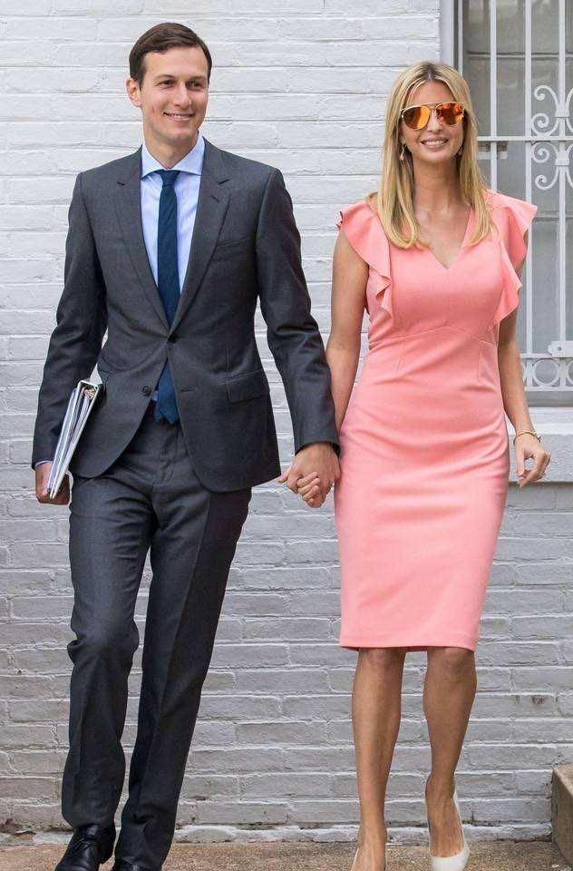 伊万卡坑娃没商量!挺大肚当街向老公索吻,女儿拎包累得直翻白眼