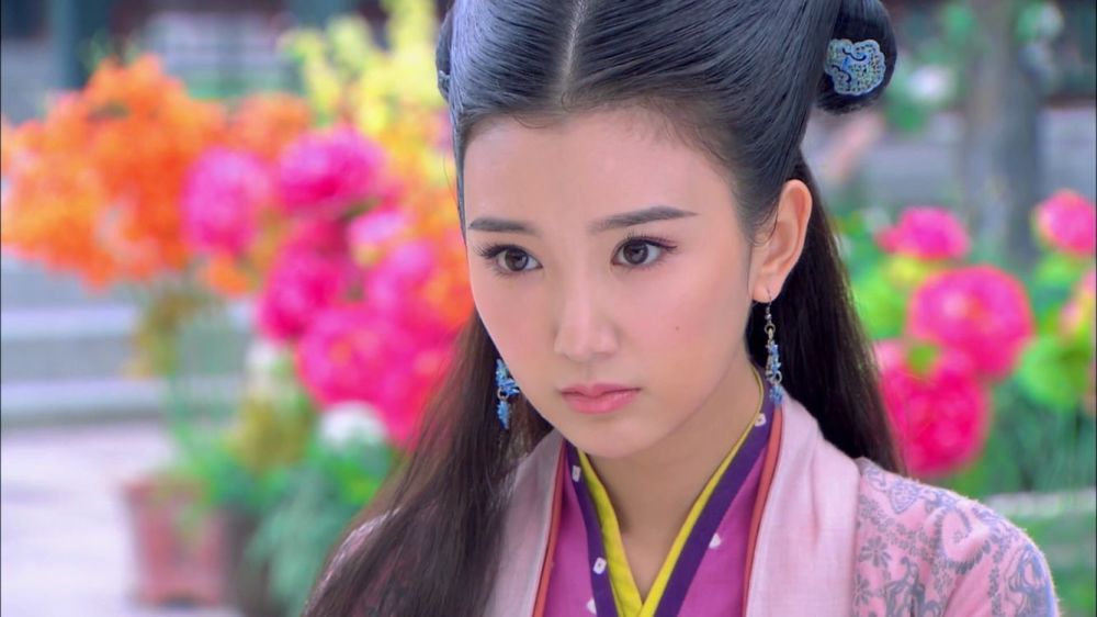 之后毛晓彤在多部古装剧中均有角色出演,像是《天龙八部》和新版