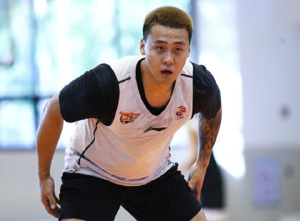 广东男篮还能保持连胜吗?杜锋的布阵值得期待