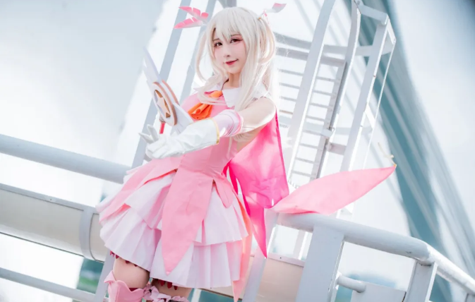 小姐姐cosfatestaynight伊莉雅甜美可爱还原度高