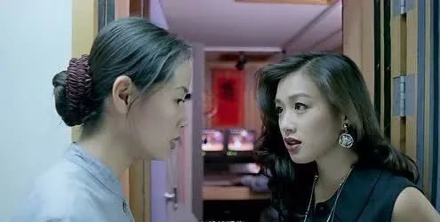 钟丽缇|闺话丨出道30年，经历三段婚姻，50岁的钟丽缇，为什么依然少女？