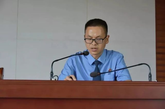 先进人物事迹李跃平守望公正奉献青春