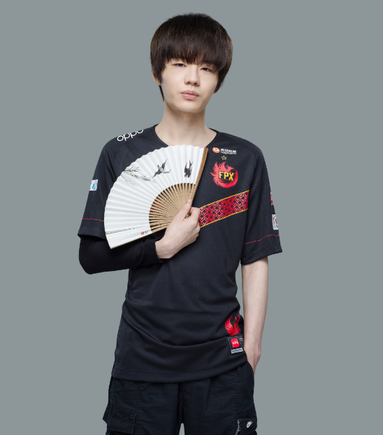 fpx赛后采访,刘青松"差点顶不住",doinb:训练赛都没练过发条