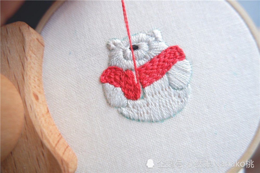 可乐小熊刺绣教程你还记得他吗为可口可乐代言的北极熊小可爱