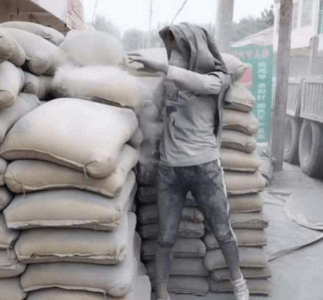 曾经爆红网络的水泥西施卖惨身份被拆穿后如今怎么样了