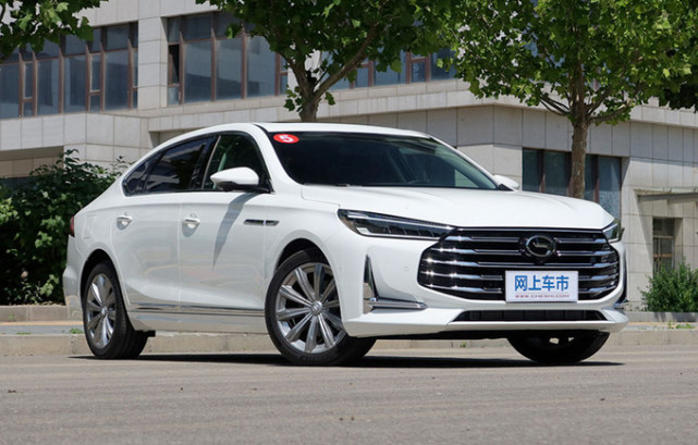 更豪华广汽传祺全新ga8上市1568万元起售