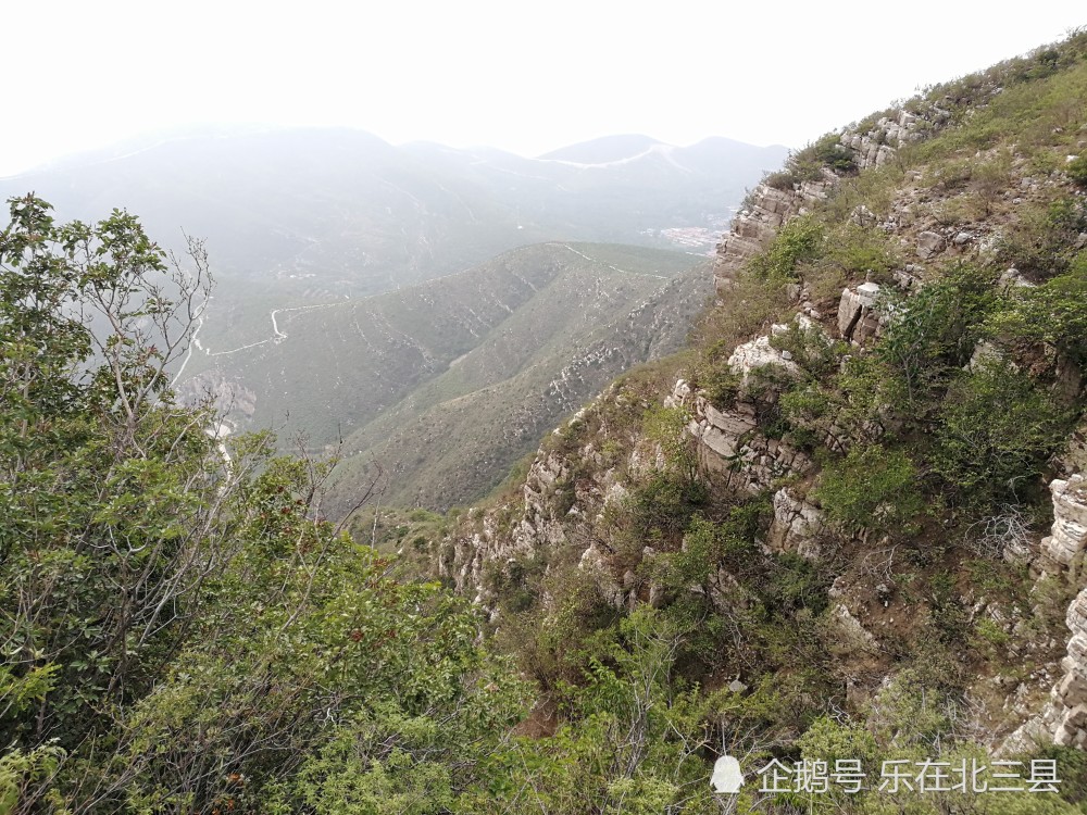 登顶廊坊海拔最高的山风景太美了坐标三河市蒋福山风景区