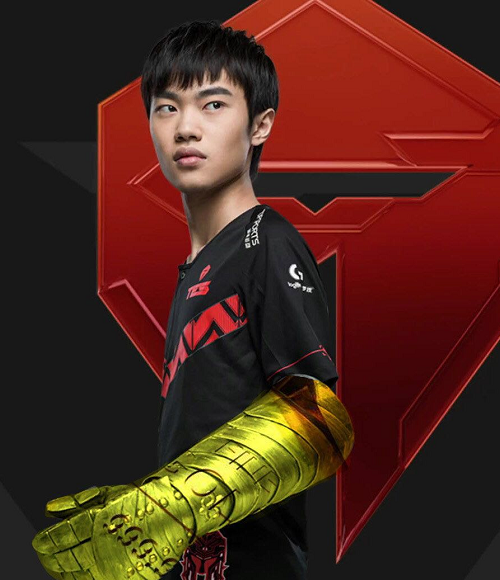 Knight韩服排位偶遇Faker竟被超鬼，Knight不如Faker？