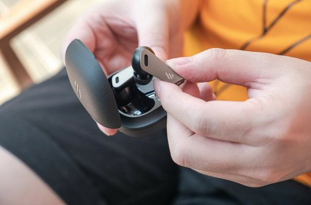 华为freebuds3已降至699元网友却表示漫步者nb2更全面